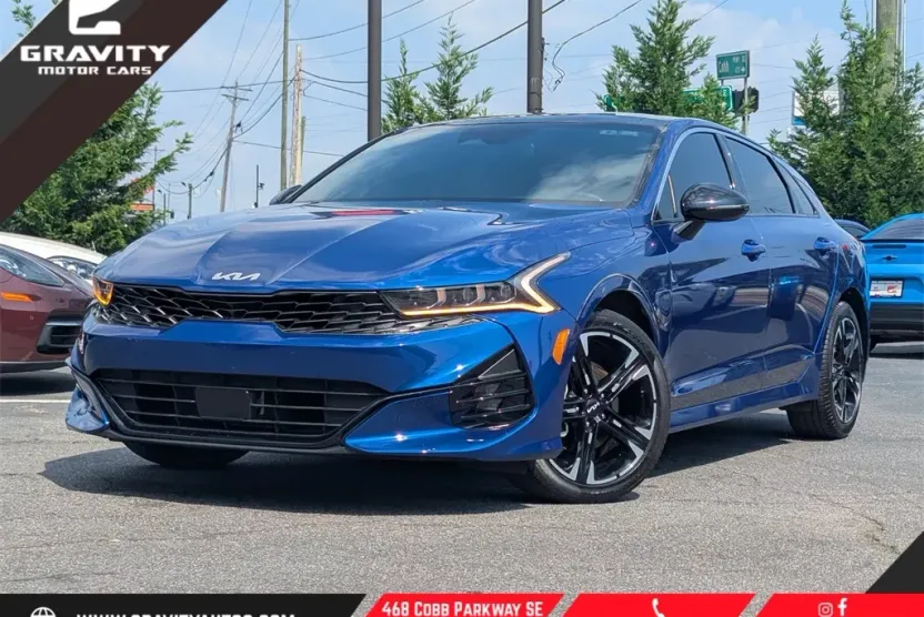 2024 Kia K5 GT-Line photo 1