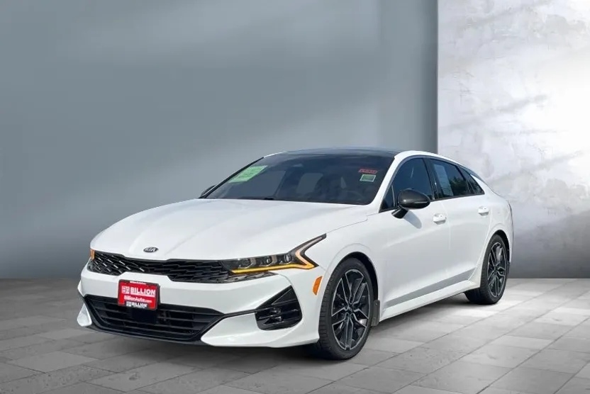 2021 Kia K5 GT photo 1