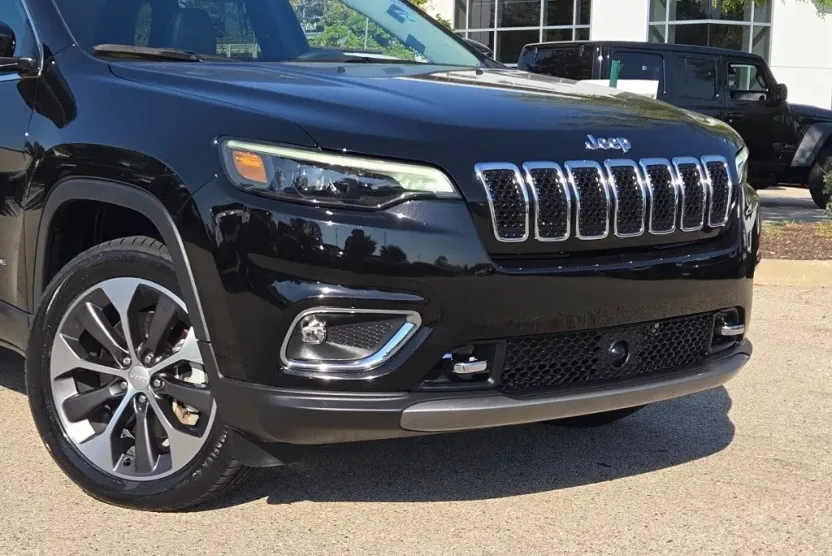 2022 Jeep Cherokee Limited photo 1
