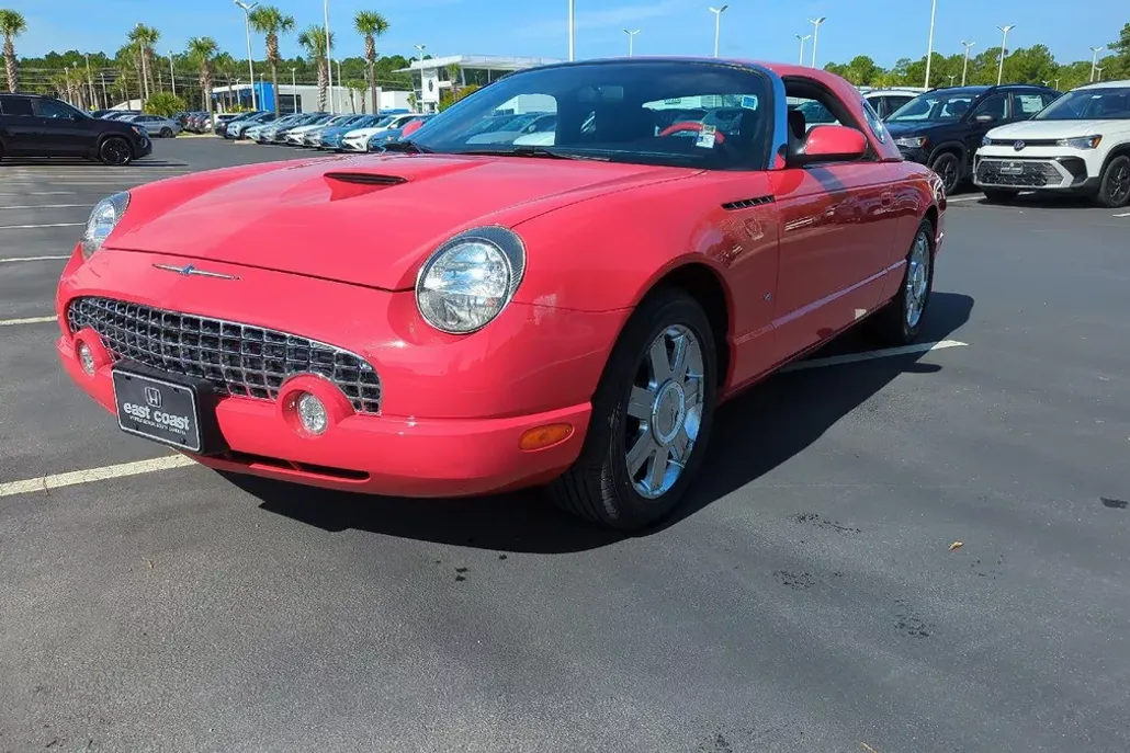 2004 Ford Thunderbird Deluxe photo 1