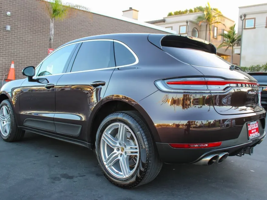 2021 Porsche Macan S photo 1