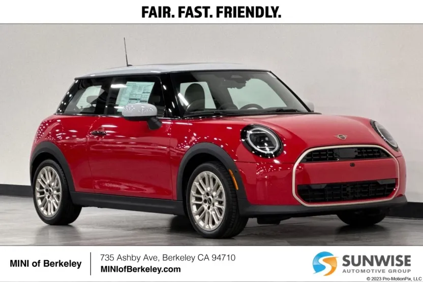 2025 Mini Cooper 2 Door Hardtop Iconic photo 1