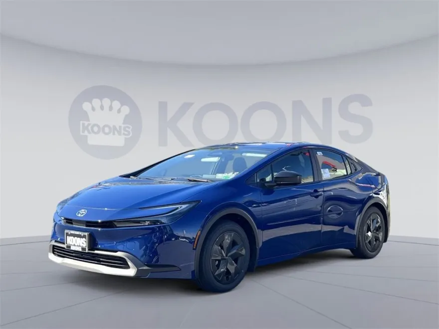 2026 Toyota Prius Plug-in Base photo 1