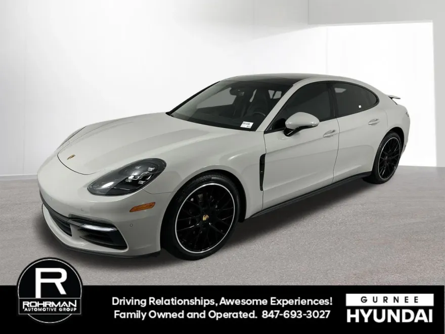 2019 Porsche Panamera 4 photo 1