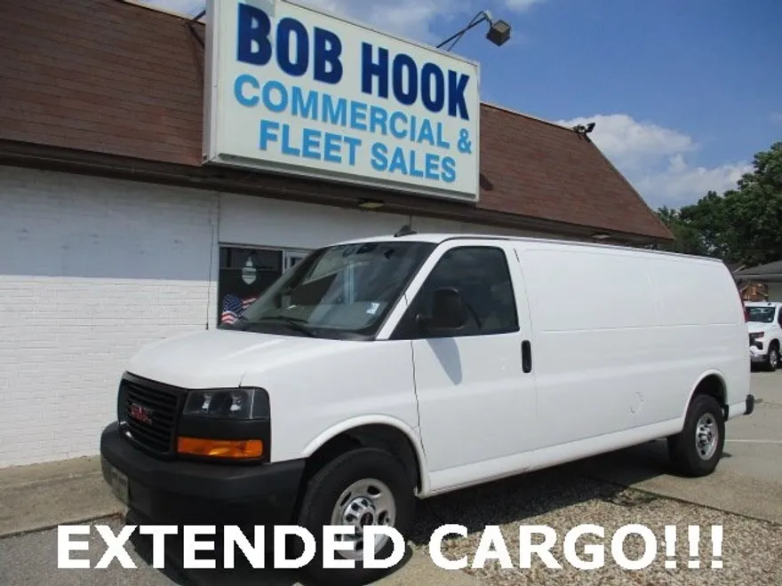2023 Gmc Savana Cargo 2500 photo 1