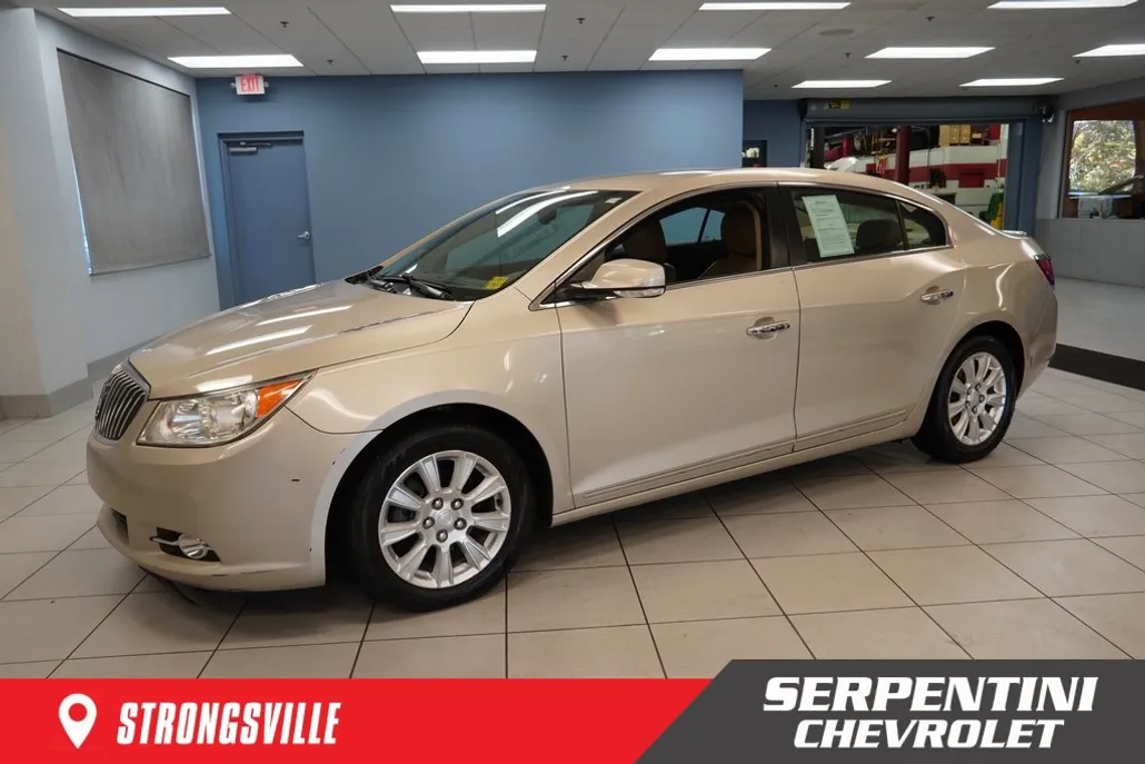2013 Buick LaCrosse Leather photo 1