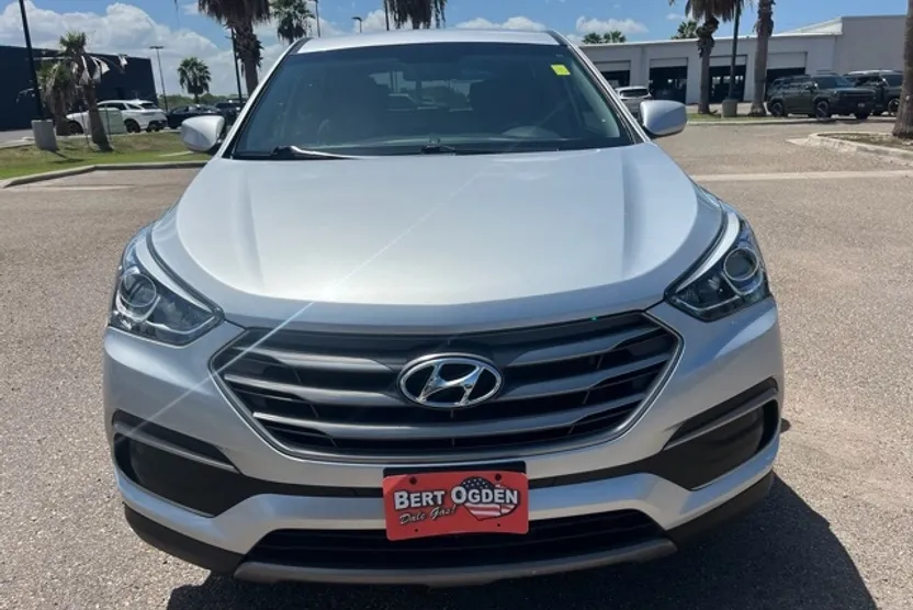 2018 Hyundai Santa Fe Sport Base photo 1
