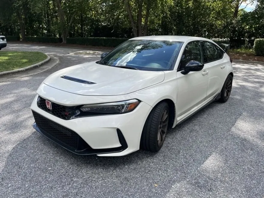 2025 Honda Civic Type R photo 1