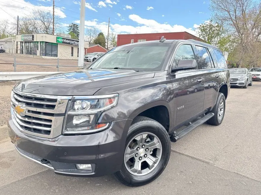 2017 Chevrolet Tahoe LT photo 1