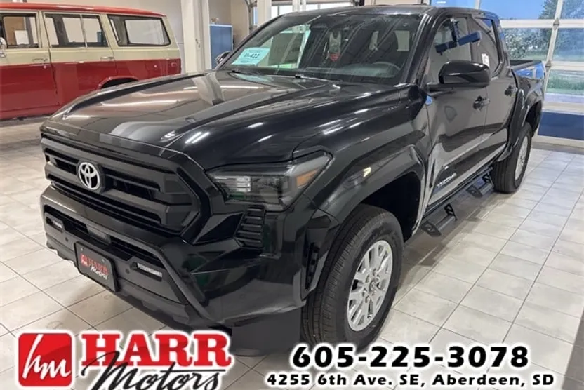 2025 Toyota Tacoma SR5 photo 1