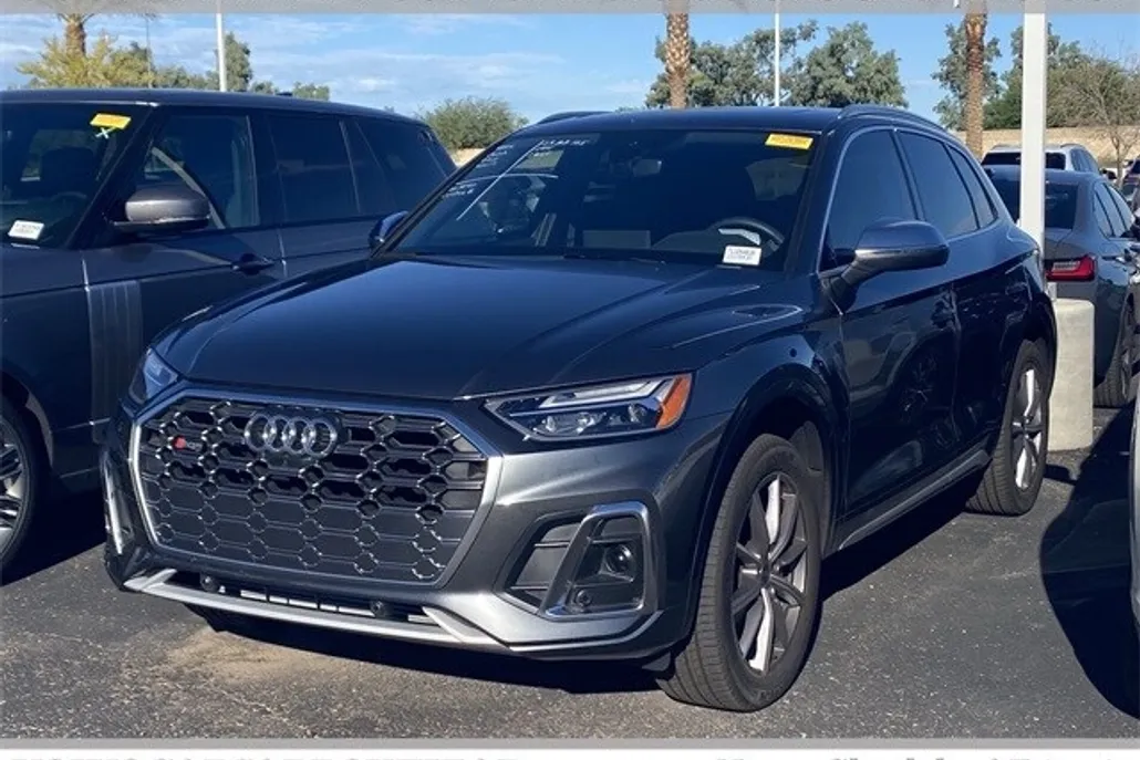 2025 Audi SQ5 Premium Plus photo 1