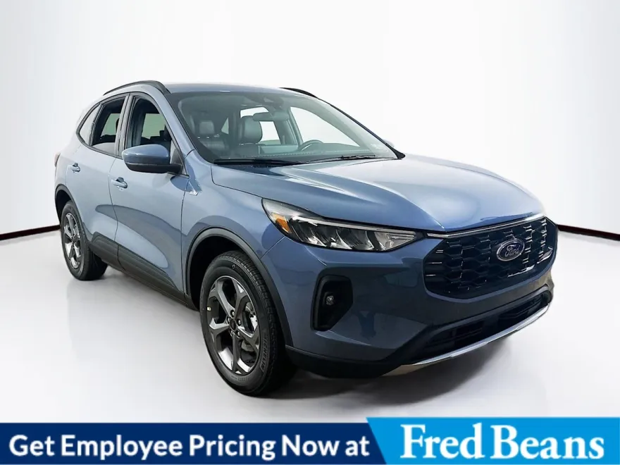 2025 Ford Escape ST-Line Select photo 1
