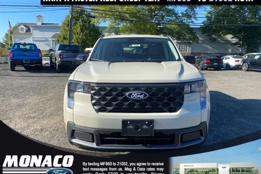 2025 Ford Maverick XLT photo 1