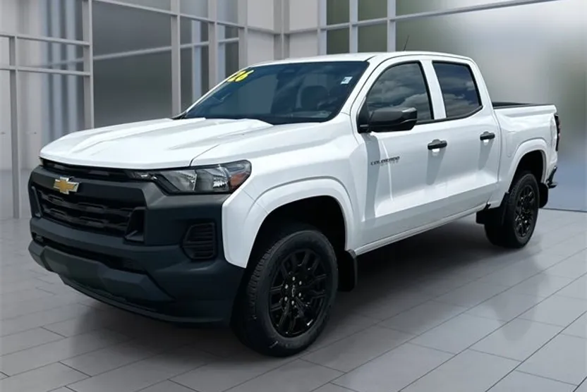 2026 Chevrolet Colorado Work Truck photo 1