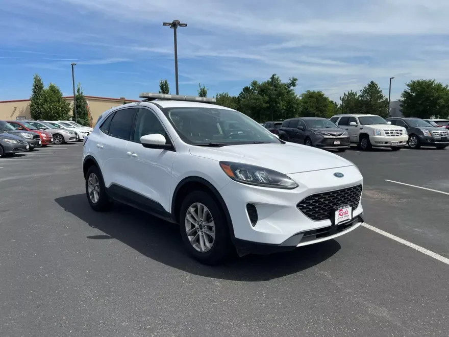 2020 Ford Escape SE photo 1