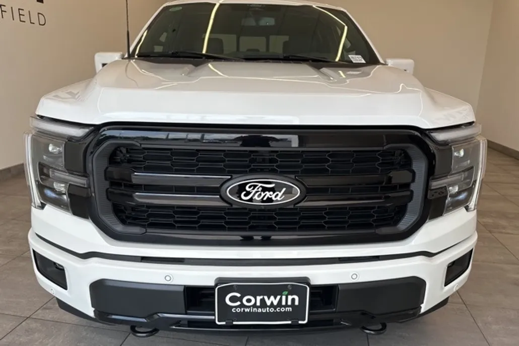 2025 Ford F-150 Lariat photo 1