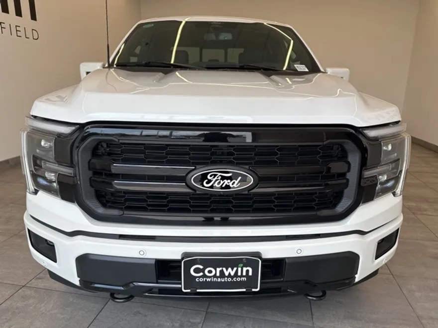 2025 Ford F-150 Lariat photo 1