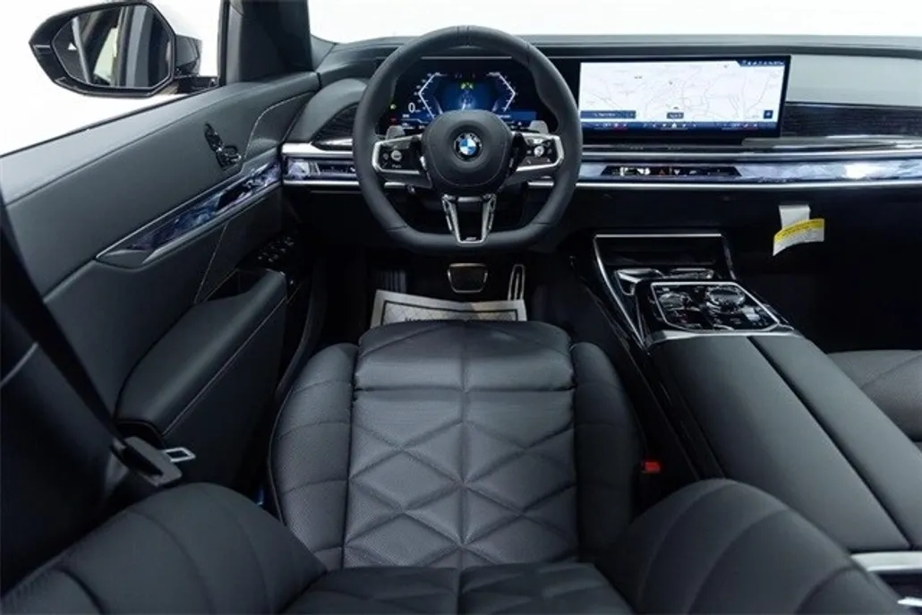 2025 Bmw 740i xDrive Sedan photo 1