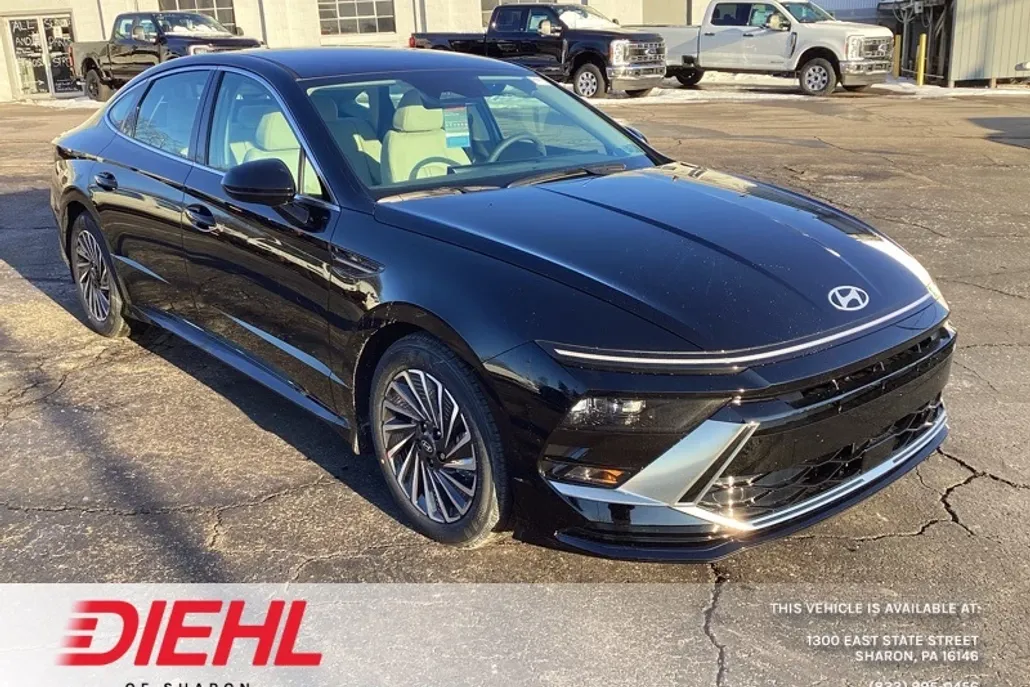 2025 Hyundai Sonata Hybrid SEL photo 1