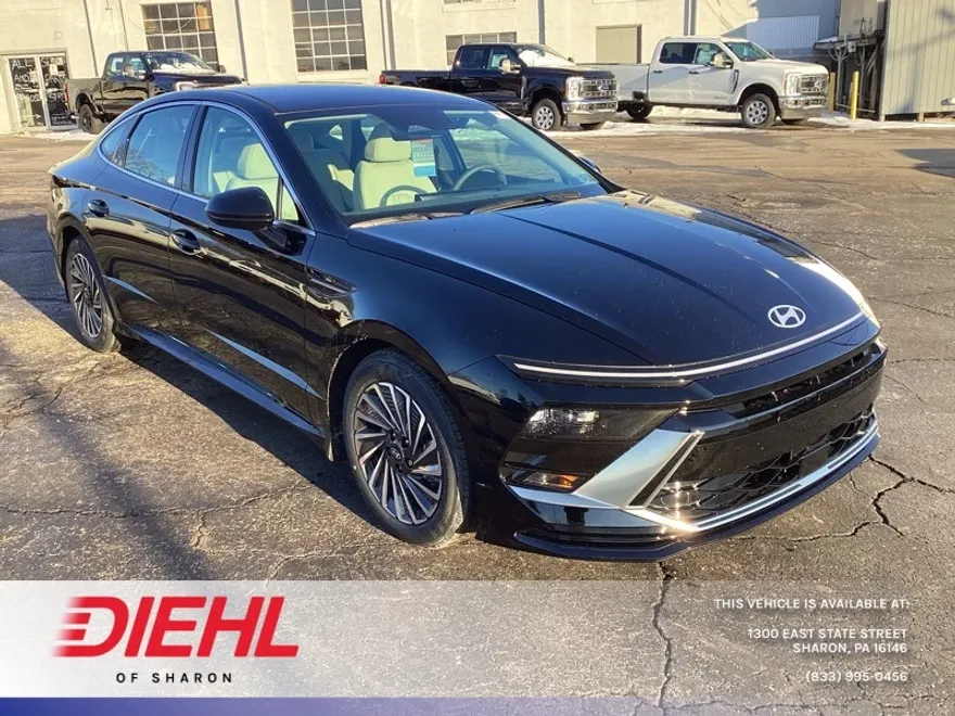 2025 Hyundai Sonata Hybrid SEL photo 1