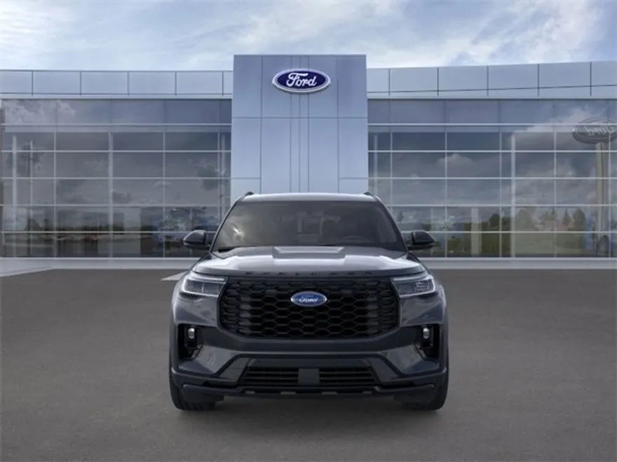 2025 Ford Explorer ST-Line photo 1