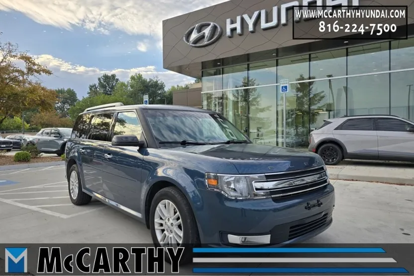 2016 Ford Flex SEL photo 1