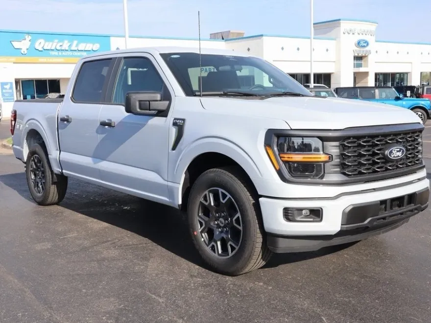 2025 Ford F-150 STX photo 1