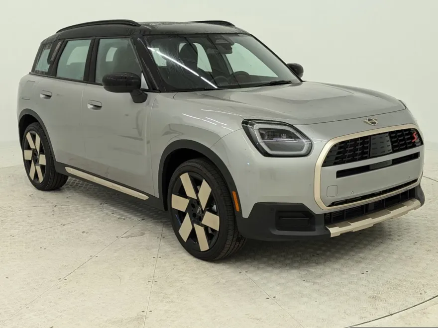 2025 Mini Countryman Signature photo 1