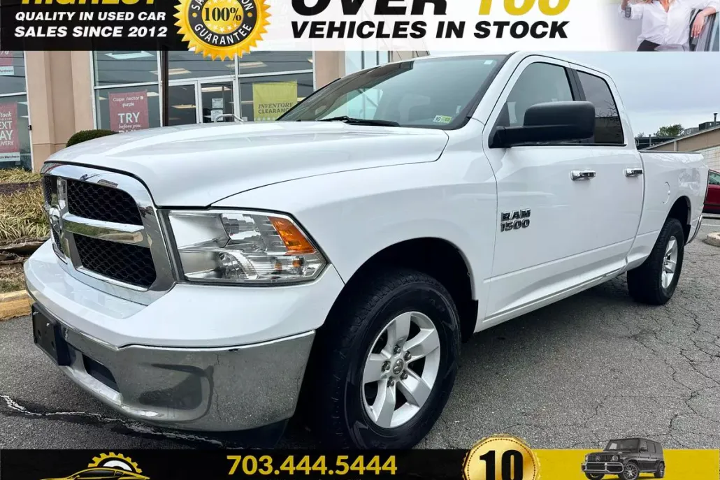 2017 Ram 1500 SLT photo 1