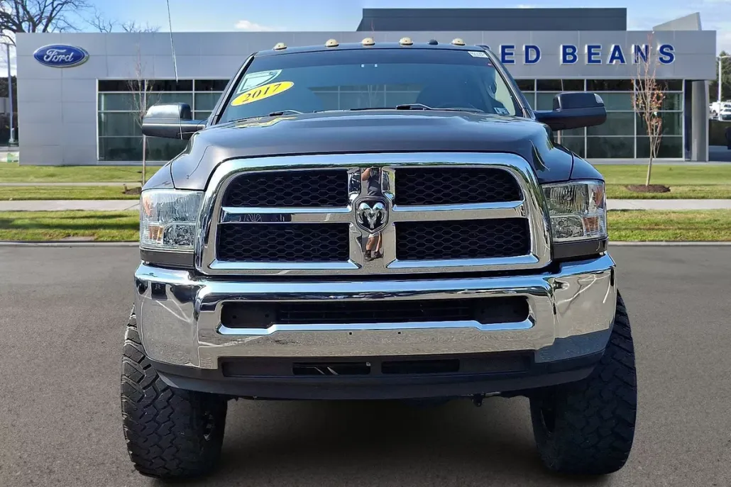 2017 Ram 2500 Tradesman photo 1