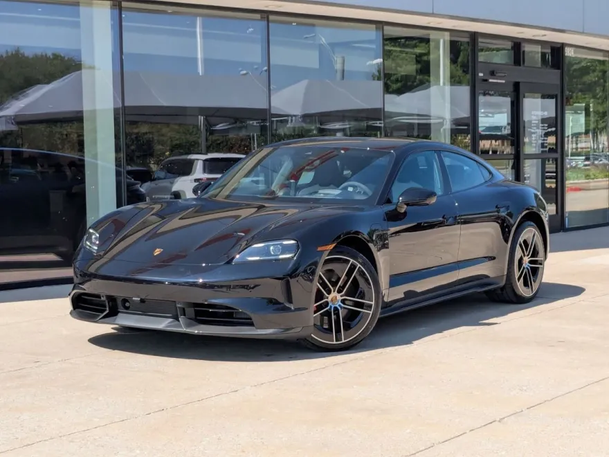 2025 Porsche Taycan GTS photo 1