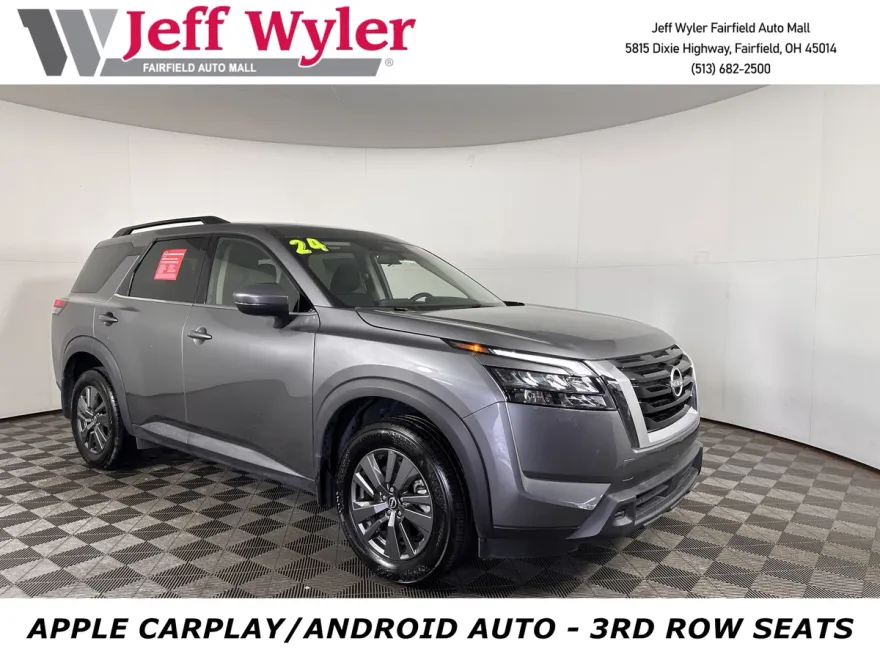 2024 Nissan Pathfinder SV photo 1
