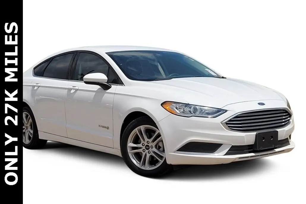 2018 Ford Fusion Hybrid S photo 1