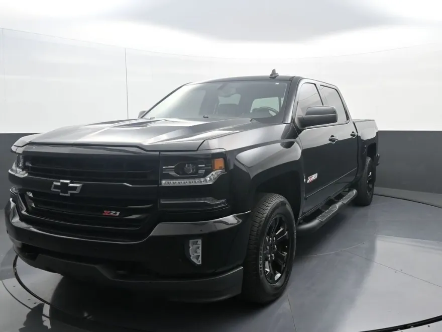 2018 Chevrolet Silverado 1500 LTZ photo 1