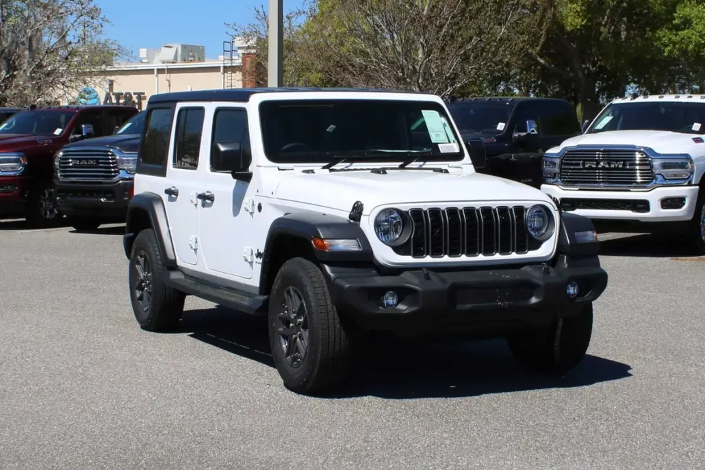 2024 Jeep Wrangler Sport RHD photo 1