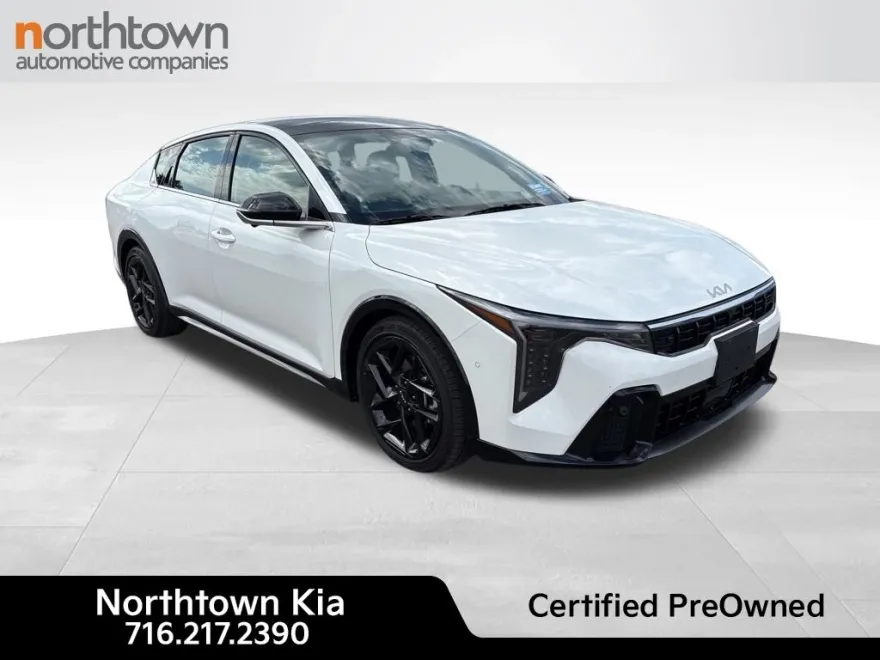 2025 Kia K4 GT-Line Turbo photo 1