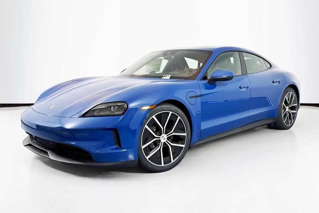 2025 Porsche Taycan photo 1