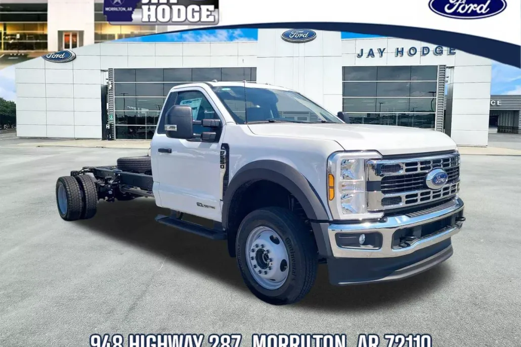 2025 Ford F-550 XL photo 1