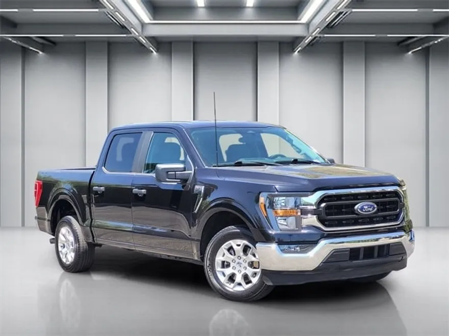 2023 Ford F-150 XLT photo 1