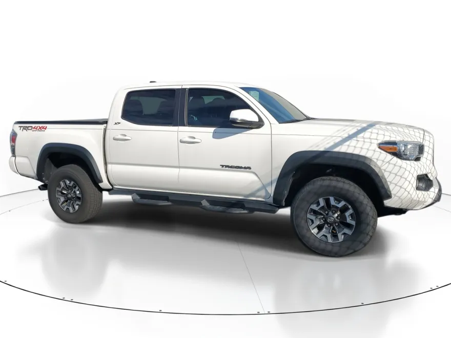 2021 Toyota Tacoma 4x4 TRD Off-Road photo 1