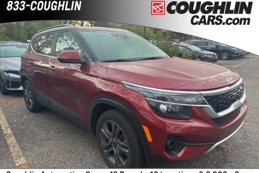 2023 Kia Seltos S photo 1