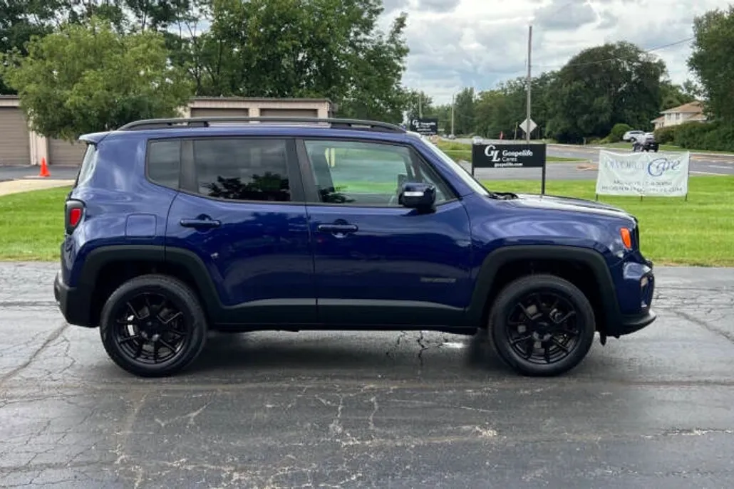 2020 Jeep Renegade Altitude photo 1