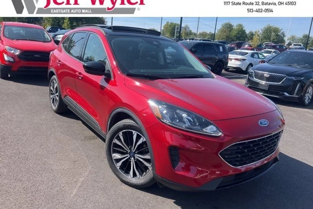 2022 Ford Escape SE photo 1