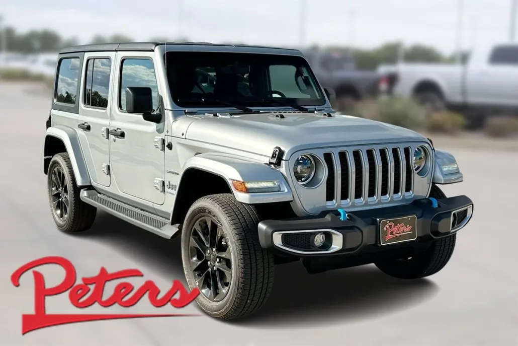 2023 Jeep Wrangler 4xe Sahara photo 1