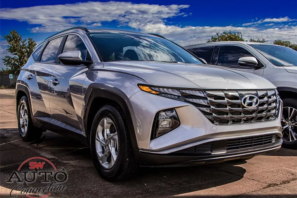 2022 Hyundai Tucson SEL photo 1