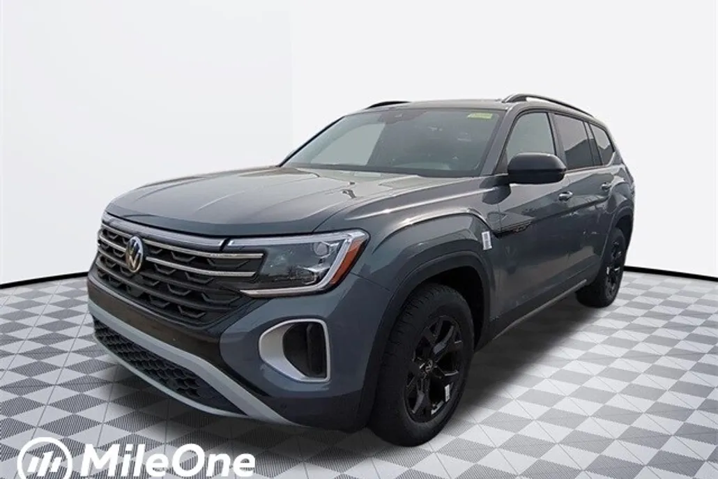 2025 Volkswagen Atlas Peak Edition photo 1