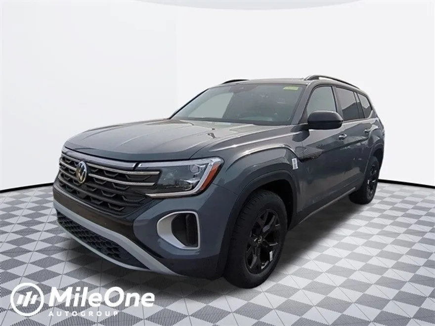 2025 Volkswagen Atlas Peak Edition photo 1