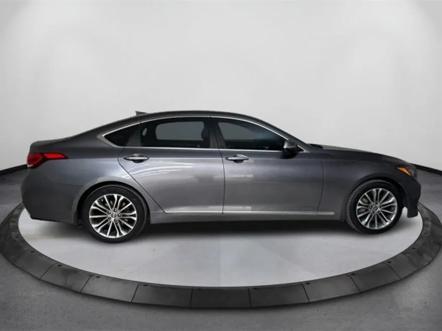 2015 Hyundai Genesis 3.8 photo 1