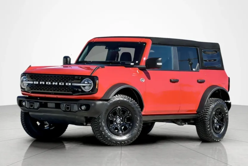 2023 Ford Bronco Wildtrak photo 1