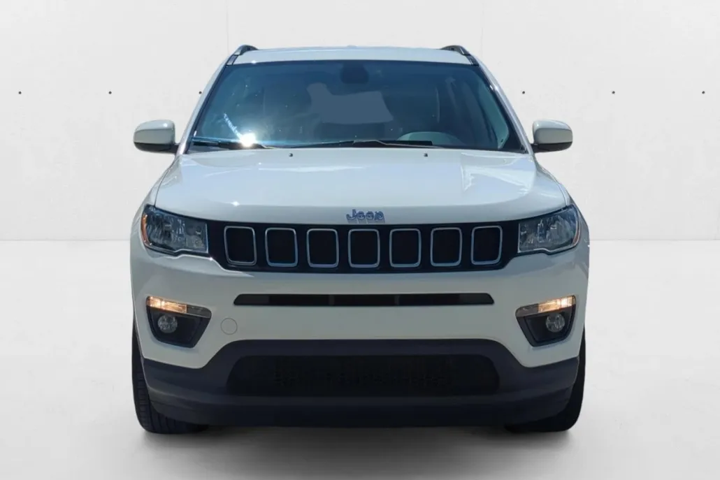 2021 Jeep Compass Latitude photo 1